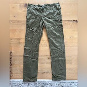 listing-status-banner